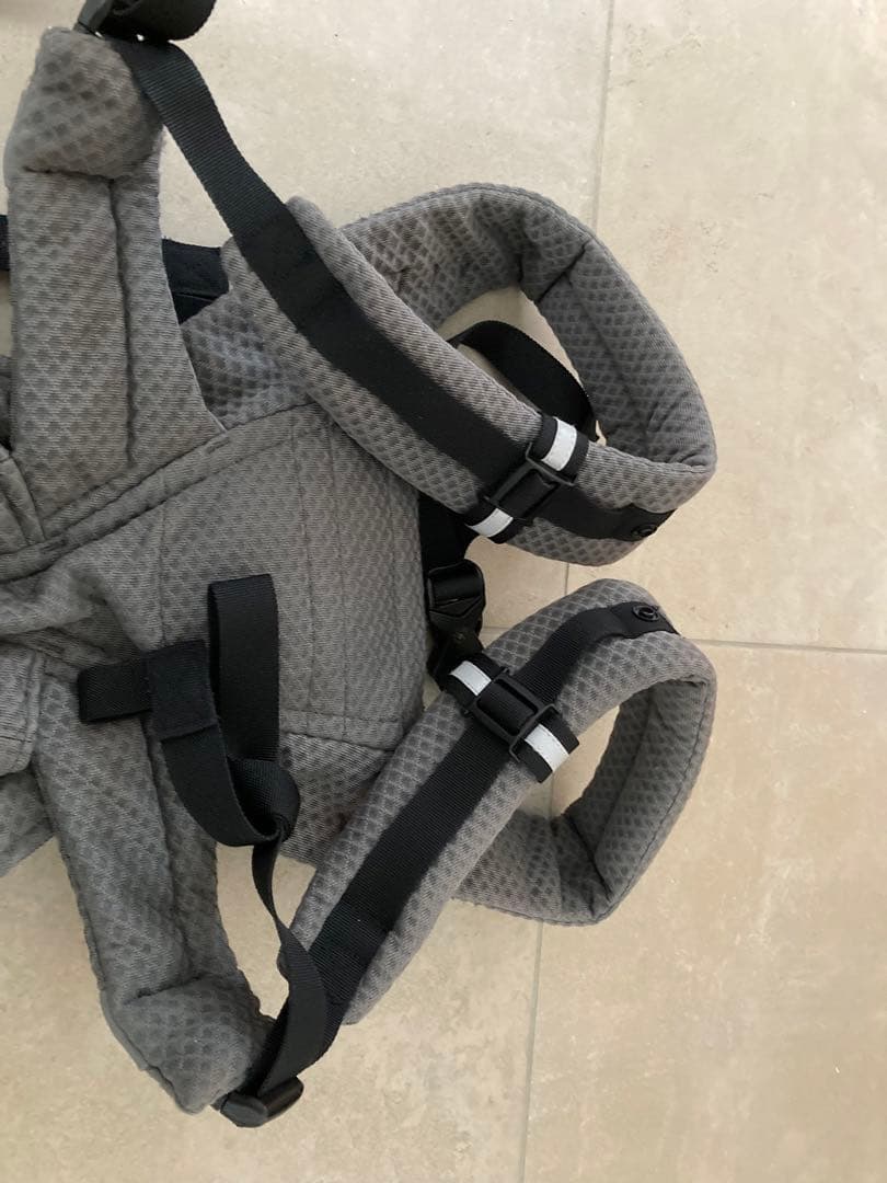 ergobaby OMNI breeze 抱っこ紐 グレー 収納ポーチ付き