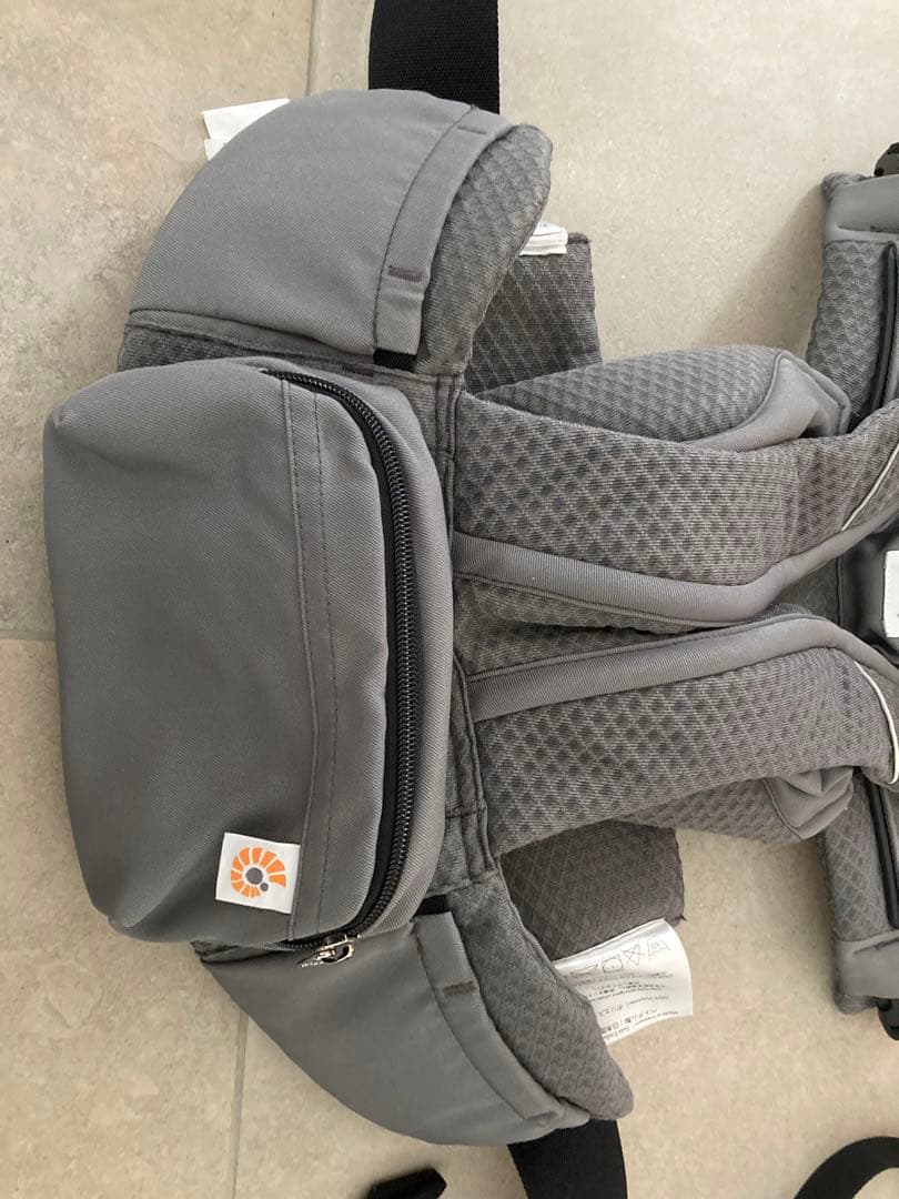 ergobaby OMNI breeze 抱っこ紐 グレー 収納ポーチ付き