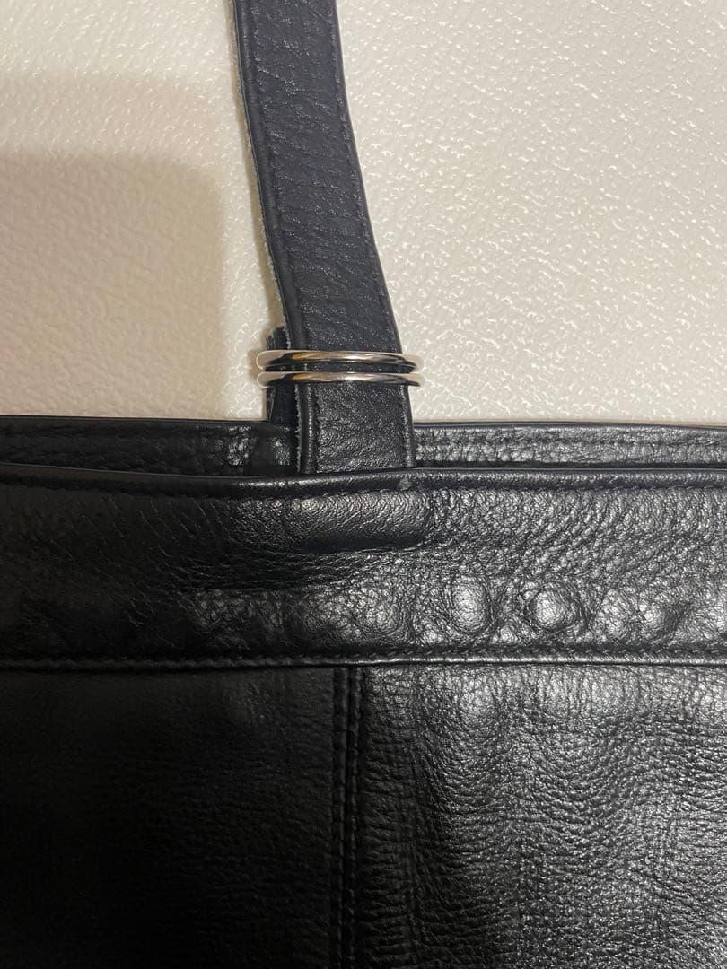 《CCU NEWS PAPER BAG M》 シーシーユーレザーショルダーバッグ