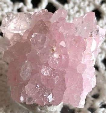 天然石　ローズクォーツ　結晶