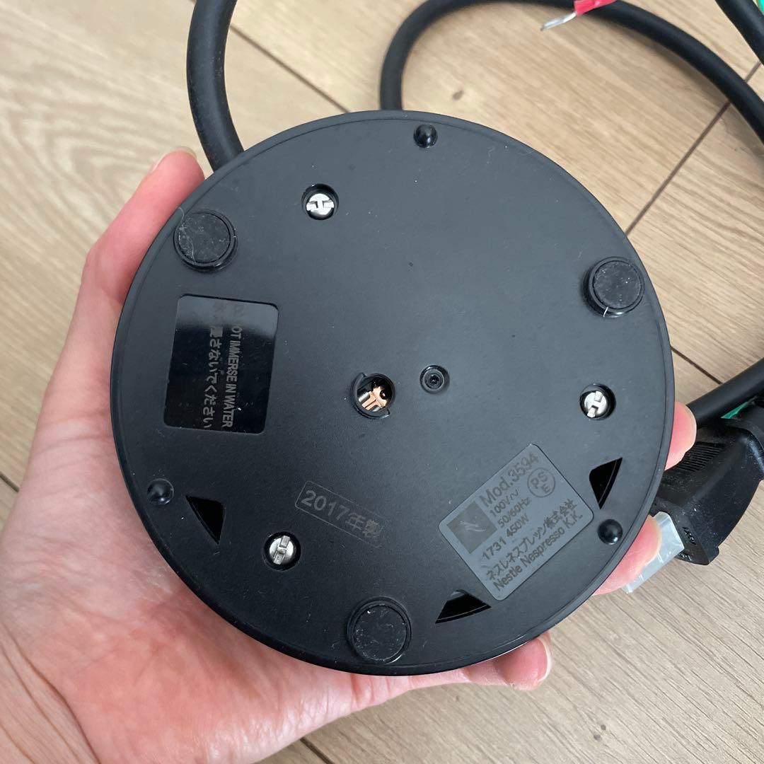 Nespresso エスプレッソマシン 赤 2017年製　エアロチーノ3