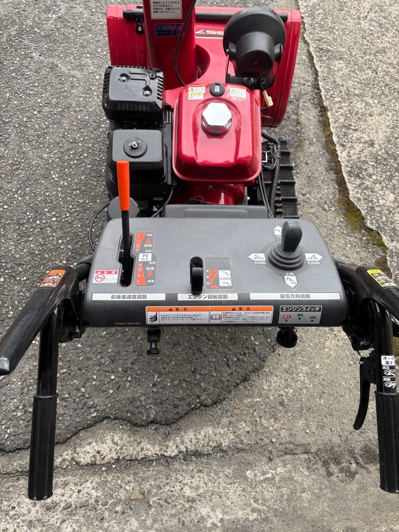 新品未使用　即戦力　兵庫 ホンダ除雪機　HSS760n 除雪機 HONDA