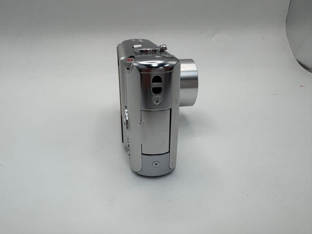 【美品】Panasonic LUMIX DMC-FX07 シルバー