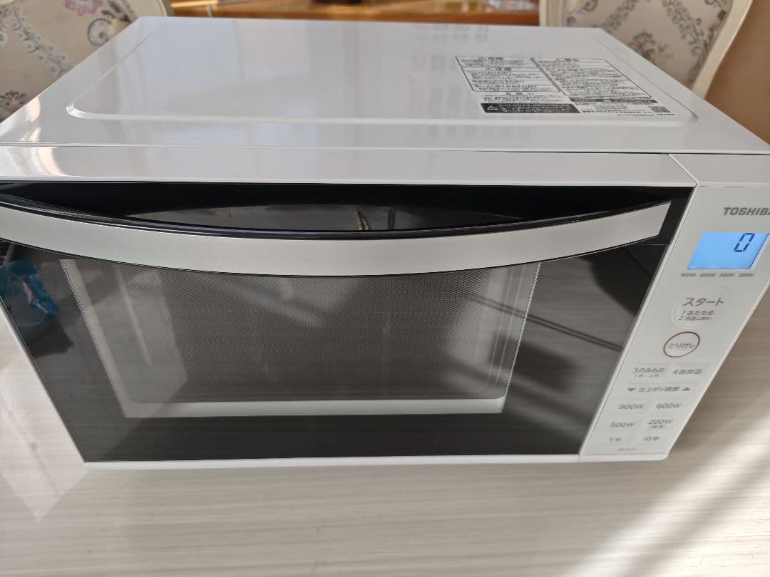 美品 TOSHIBA 2025年製 電子レンジ　ER−S17Y（W）