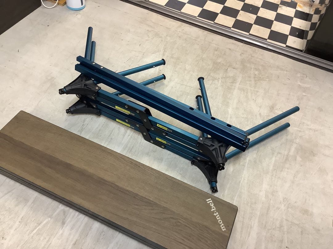 mont-bell アウトドアテーブル　マルチフォールディングテーブル