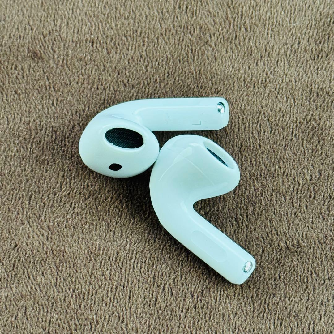 【3】AirPods 4 第4世代 本体 ANC搭載 A3055 保証あり