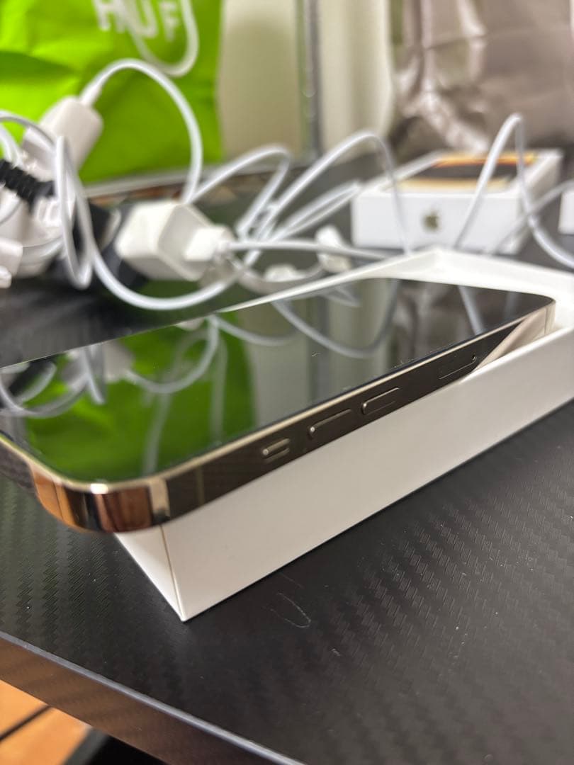 iPhone 14 Pro 256GB / ゴールド SIMロック解除済み