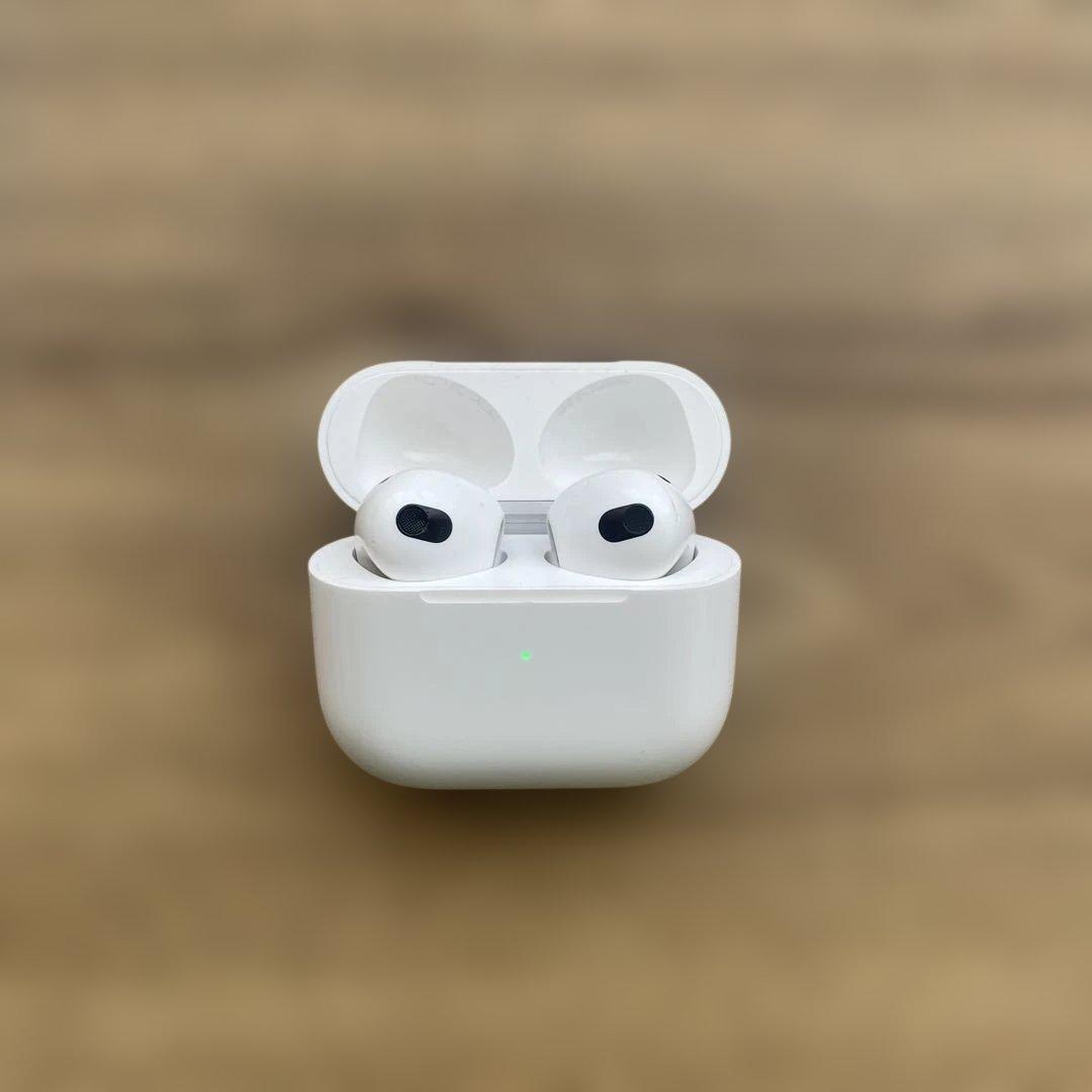 AirPods本体 ホワイト 充電ケース付き　充電コード付き