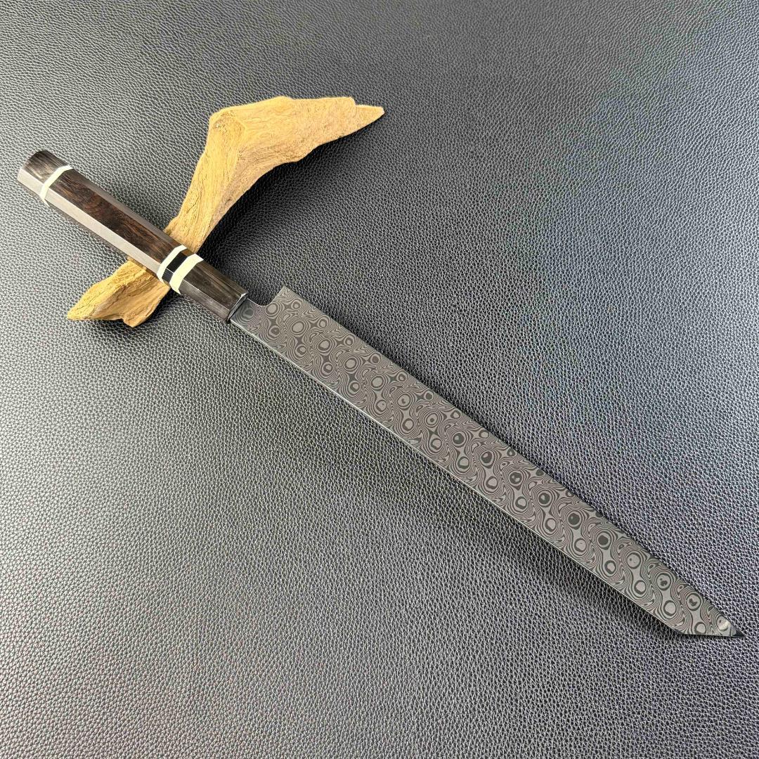 9572新品ダマスカス 切付包丁 尺一 海流紋105層 黒檀黒水牛白三本巻八角柄