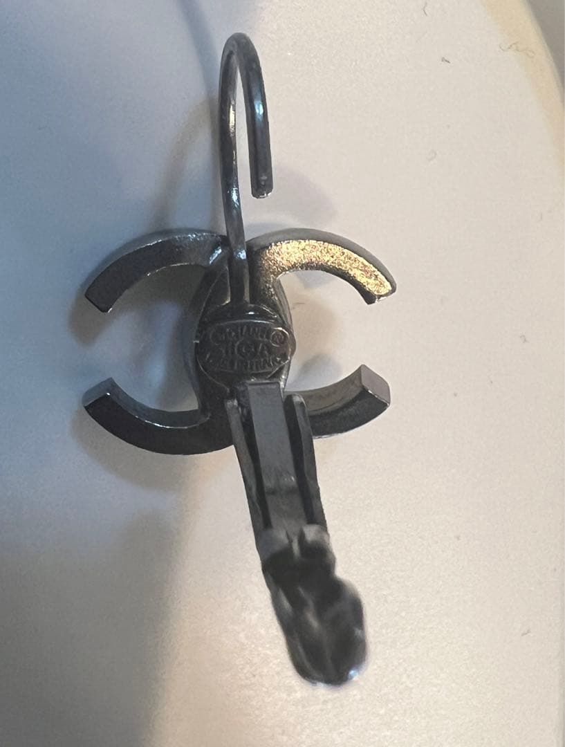 シャネル　ピアス　片耳のみ　箱つき