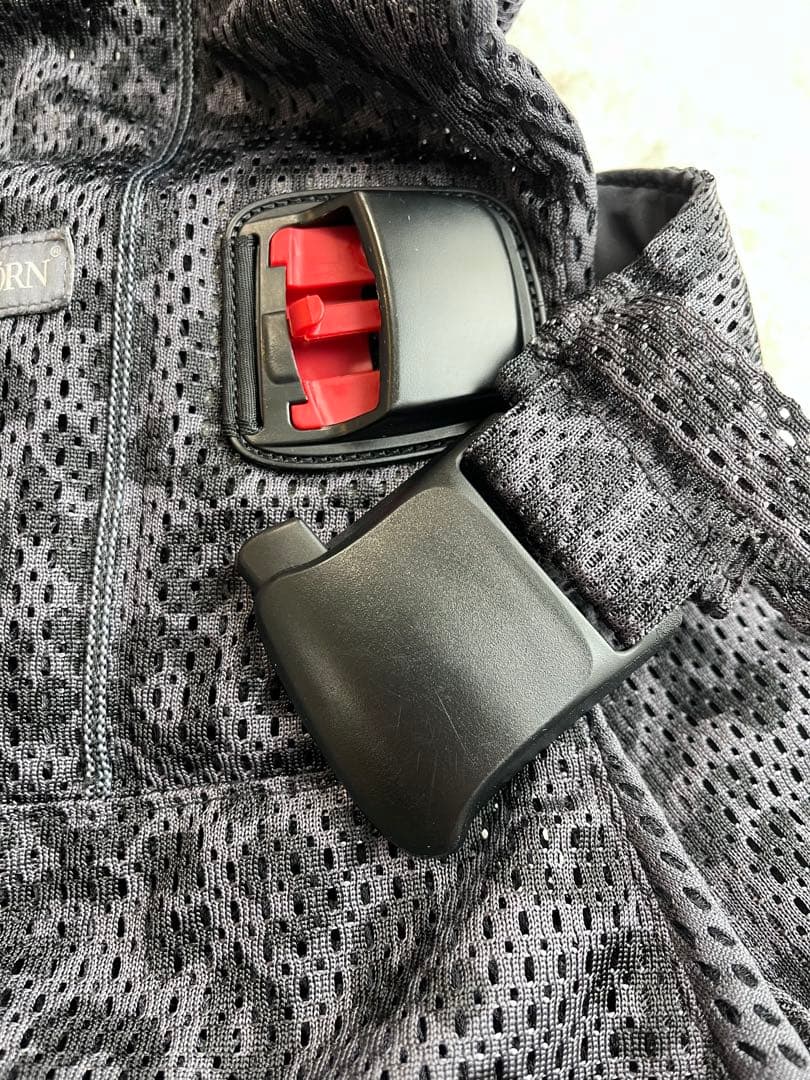 レア　美品　ベビービョルン　 抱っこ紐　ワンカイエアー　 ヒョウ柄　 レオパード