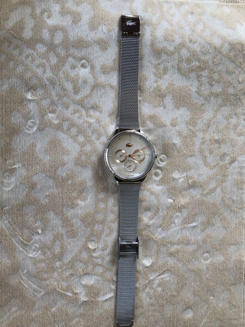 【新品】LACOSTE ラコステ 腕時計シルバーメッシュ