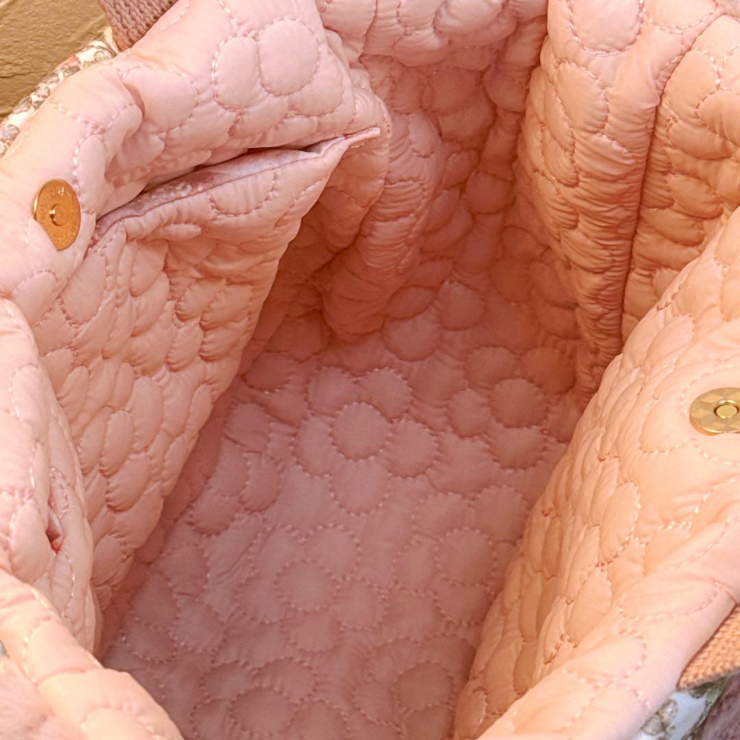 こ*ろ様 コヤンイサムチョン新作うさ着ぐるみルミちゃんのインド刺繍ラウンドトート