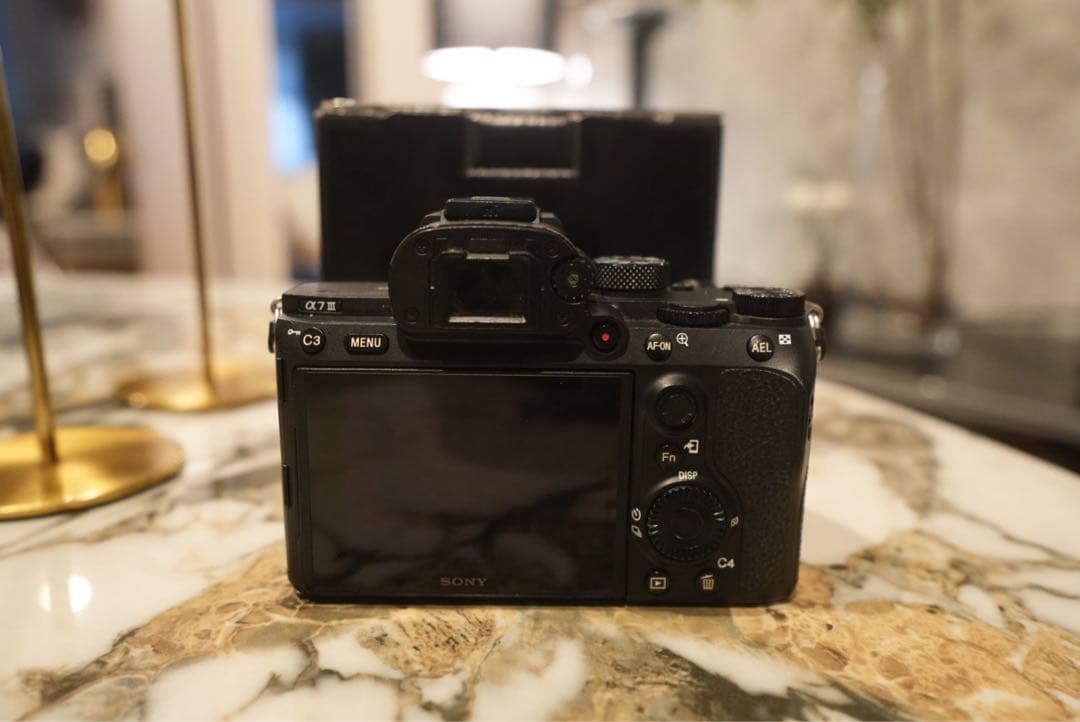 Sony α7Ⅲミラーレス一眼カメラとレンズ