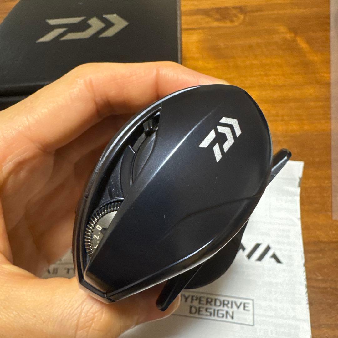 ダイワ スティーズ A2 TW 1000H SLPハンドルカスタム品