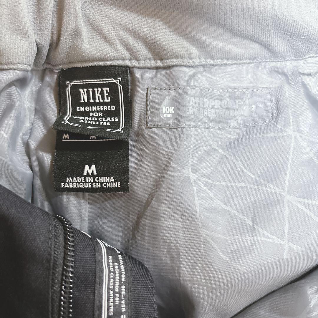Nike SB スノーボードパンツ スノーボードウェア 黒 通気性 防水性