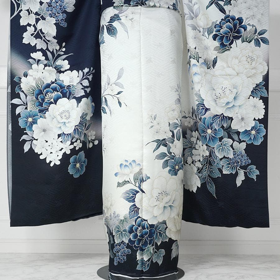 振袖フルセット　オーダー仕立て　紺色　ネイビー　刺繍　金彩加工　成人式