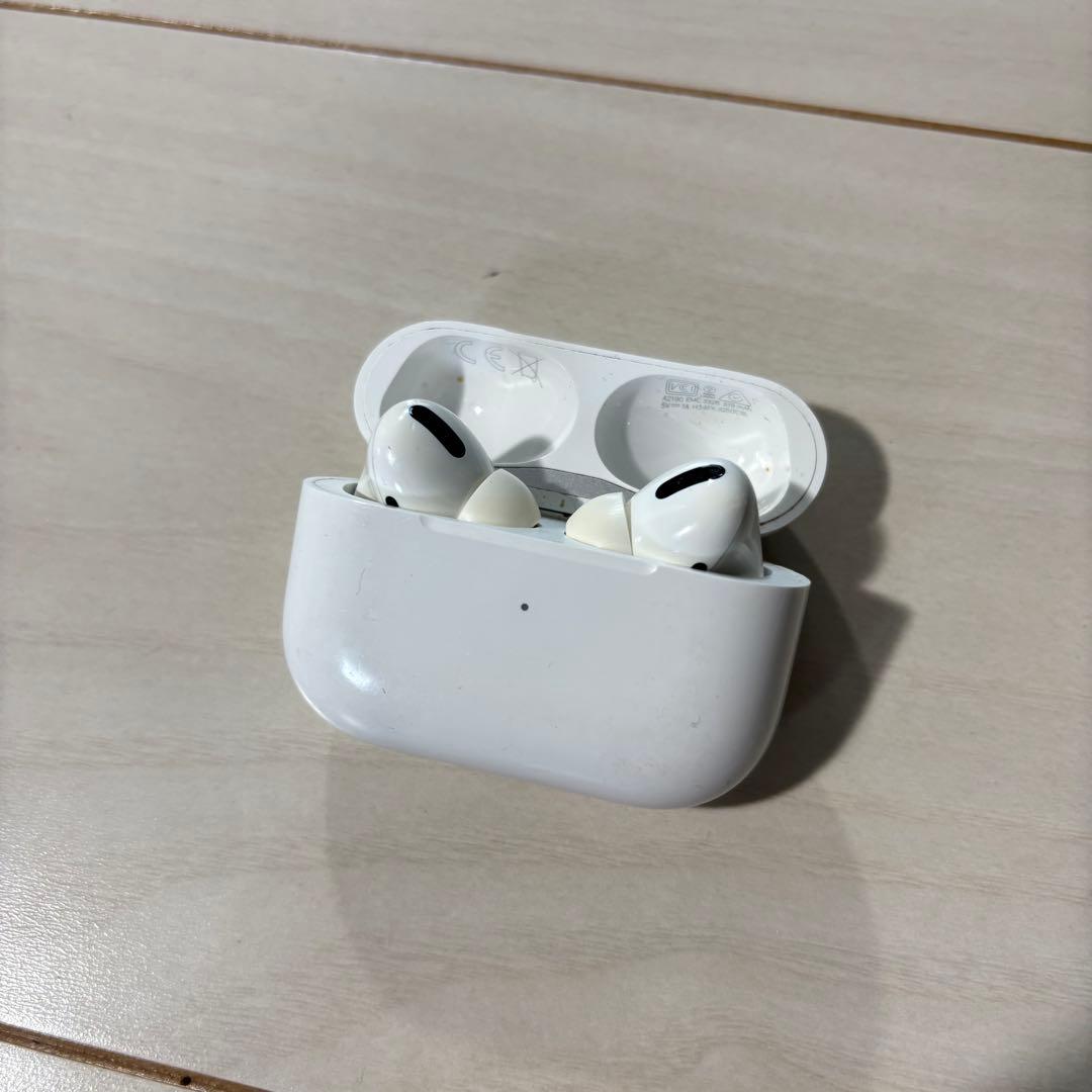 r*a様 Apple - AirPods Pro 第一世代 初代
