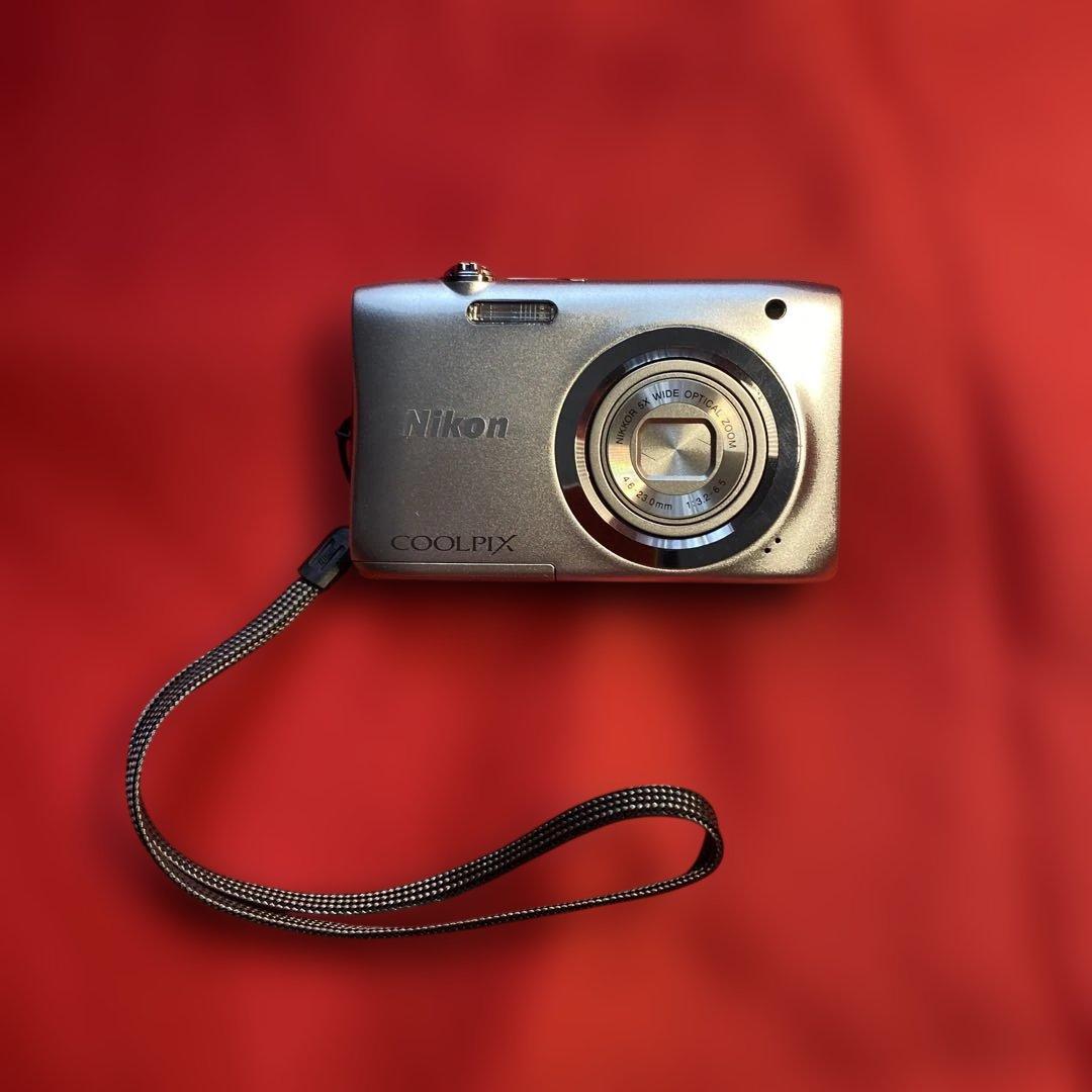 ニコン　COOLPIX A100