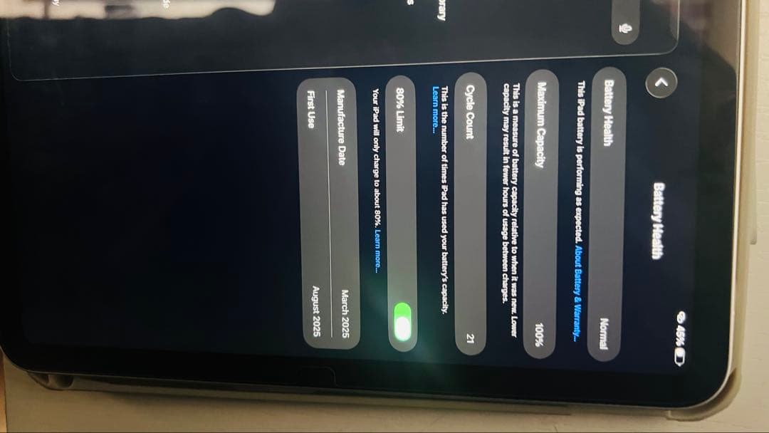 Apple 11インチ(A16) (2025)128GBシルバー