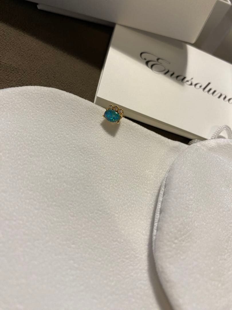 RIOさま専用　Enasoluna 一粒ストーン　ピアス　2つセット