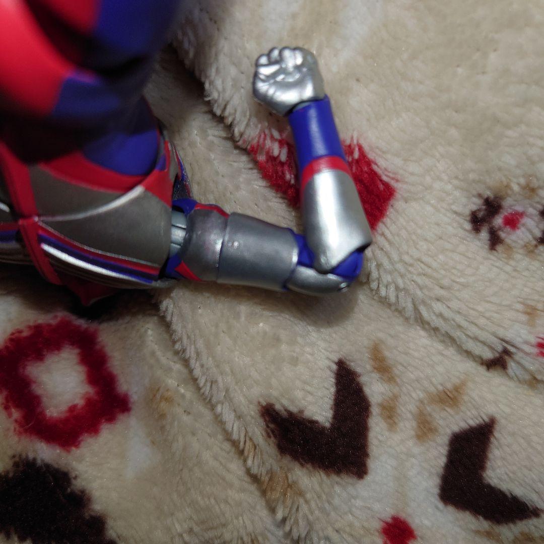 【ひび割れあり】SHF 真骨彫製法 ウルトラマンティガ マルチタイプ 初版