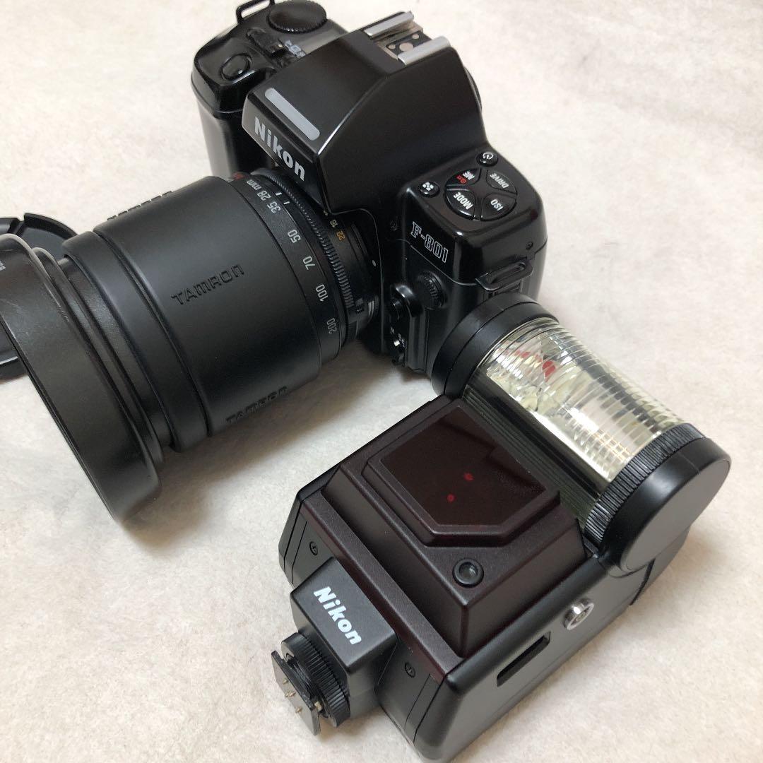 NIKON F801 タムロンズームレンズ　ストロボ付き
