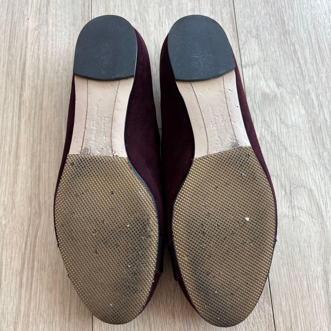 【美品】フェラガモ ヴァリナ ヴァラリボン フラットパンプス　24cm