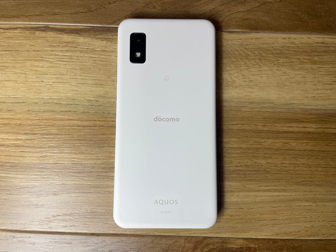 AQUOS wish2 SH-51C（ホワイト） docomo版 スマホ
