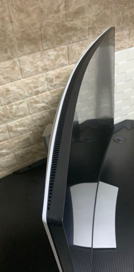 Dell S3221QS 31.5インチ 曲面 4K モニター ディスプレイ