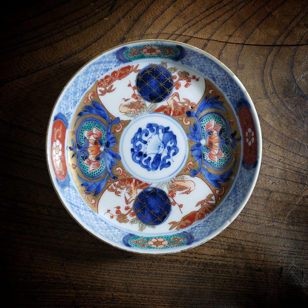 小皿　色絵付　染付　古伊万里　金彩　花唐草　鶴　四方襷文　明治　ロ号　欠け　窯傷