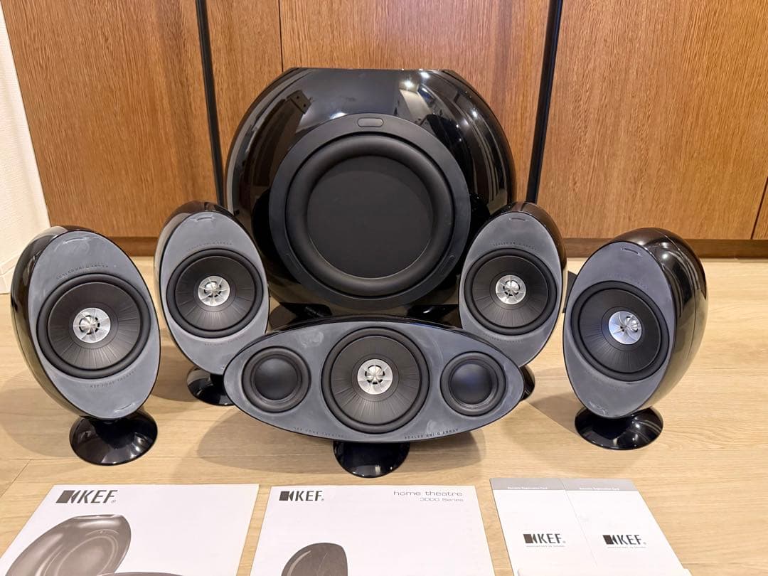 KEF 5.1 ホームシアター スピーカー システム (グロス ブラック)