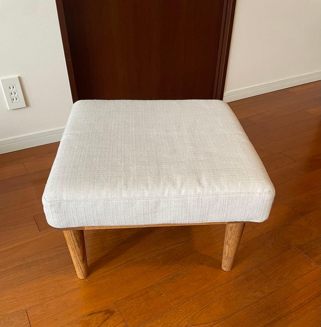 モモナチュラル　オットマンS