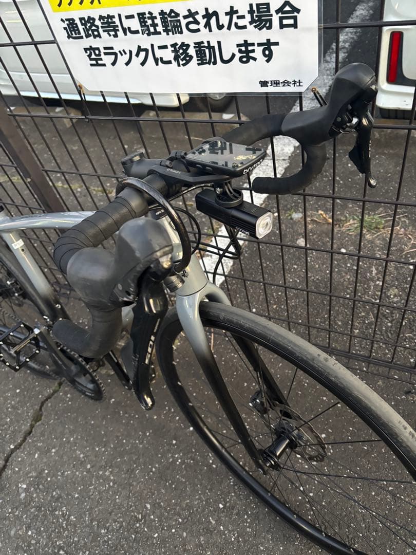 トレック　TREK エモンダ　ALR 5