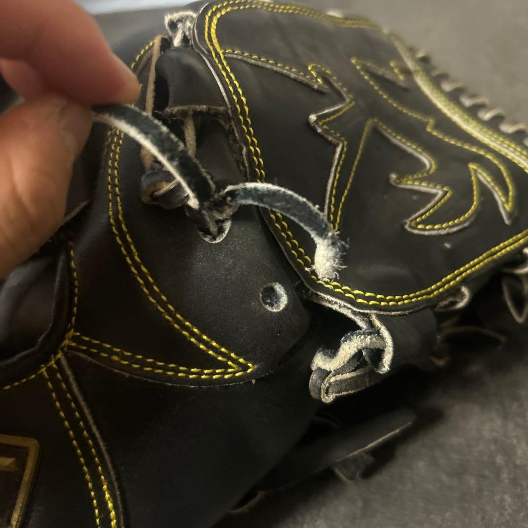 ZETT 硬式グローブ 黒　破損あり