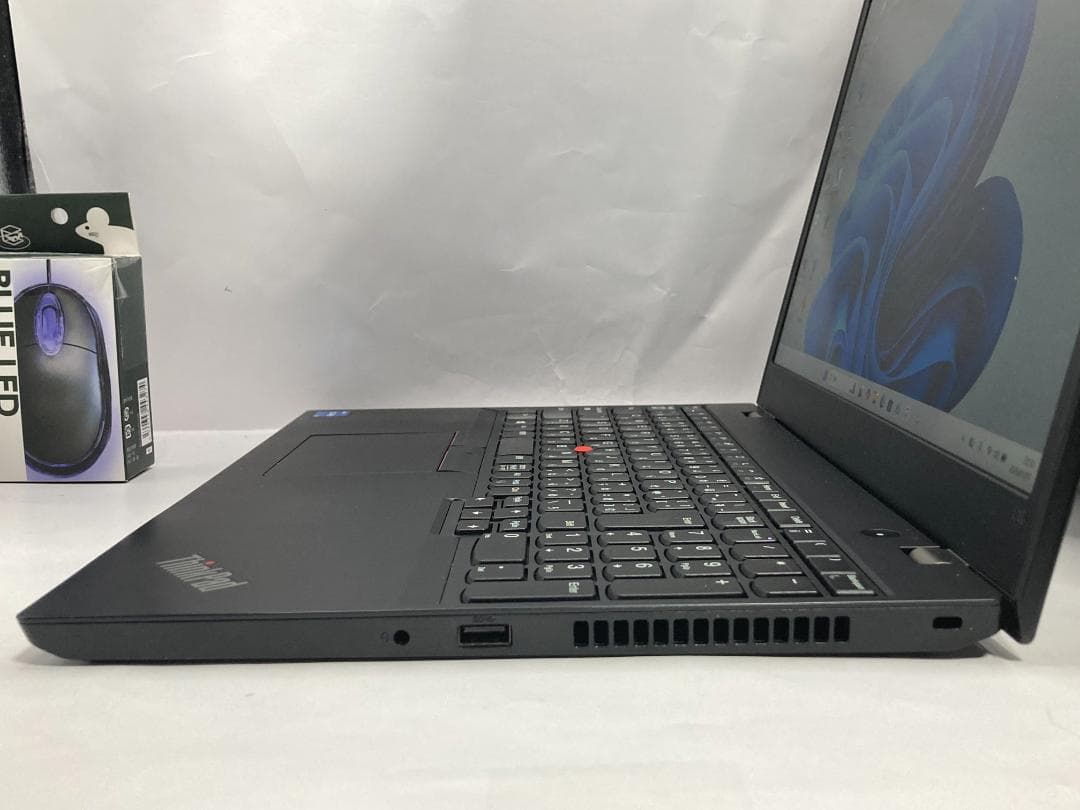 2022年製 第11世代i5/16GB/新品SSD512GB/Office