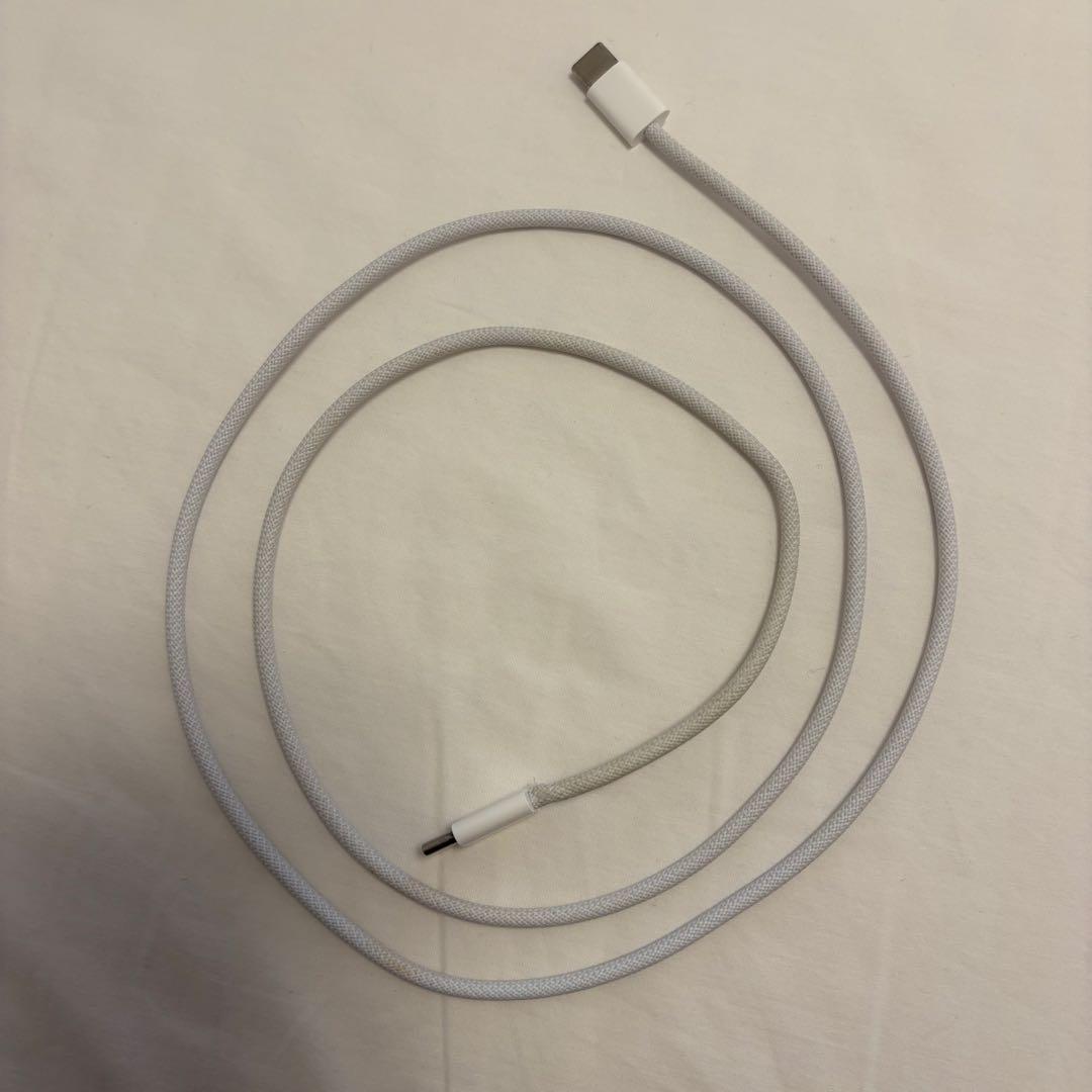 iPhone15 Pro 512GB ホワイト SIMフリー バッテリー87%