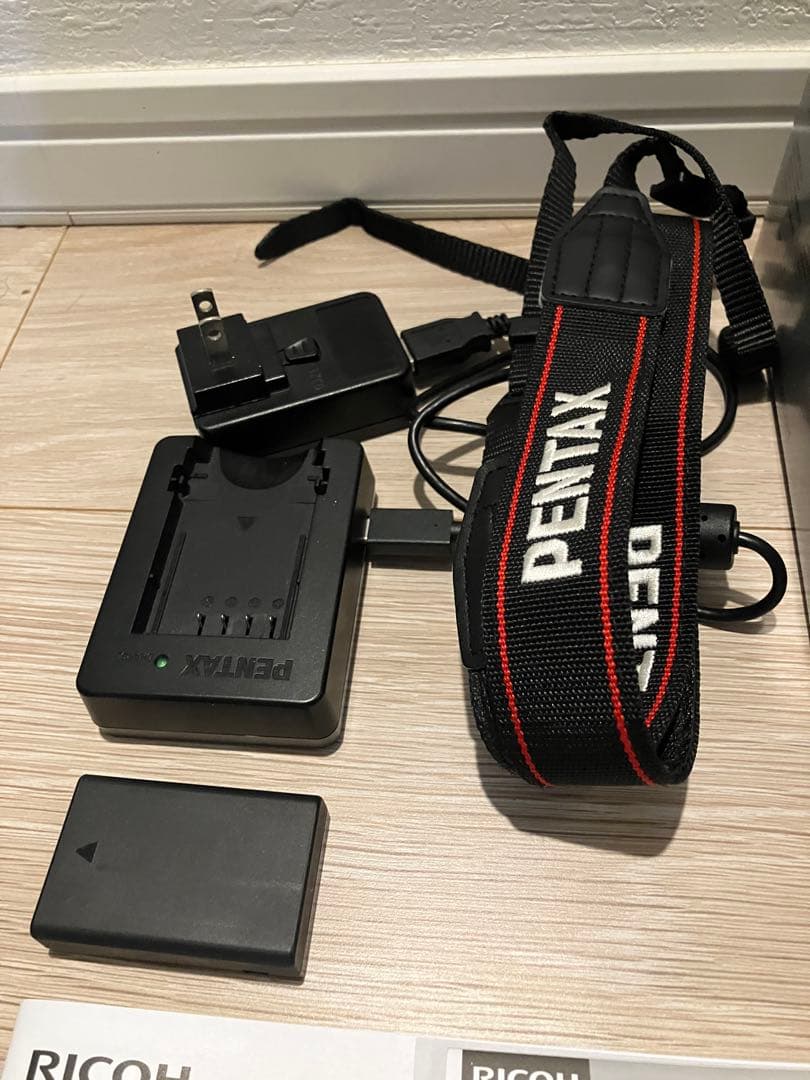 チ*プ様 PENTAX ペンタックス　KF デジタル一眼レフカメラ ホワイト