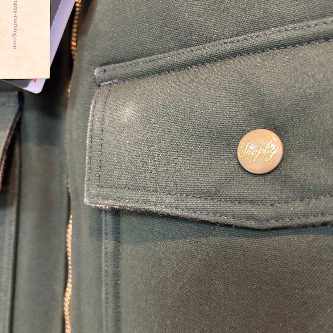 再値下げ　トロフィークロージング　ベスト