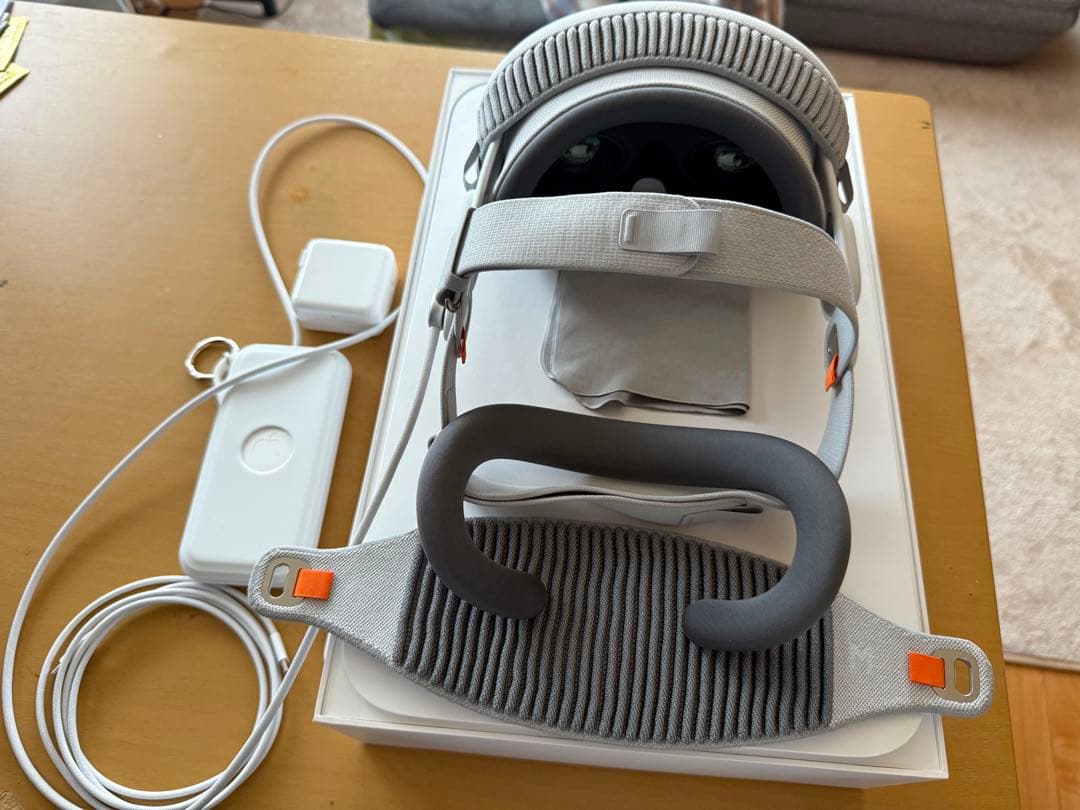 美品 Apple Vision Pro 256GBケース付き