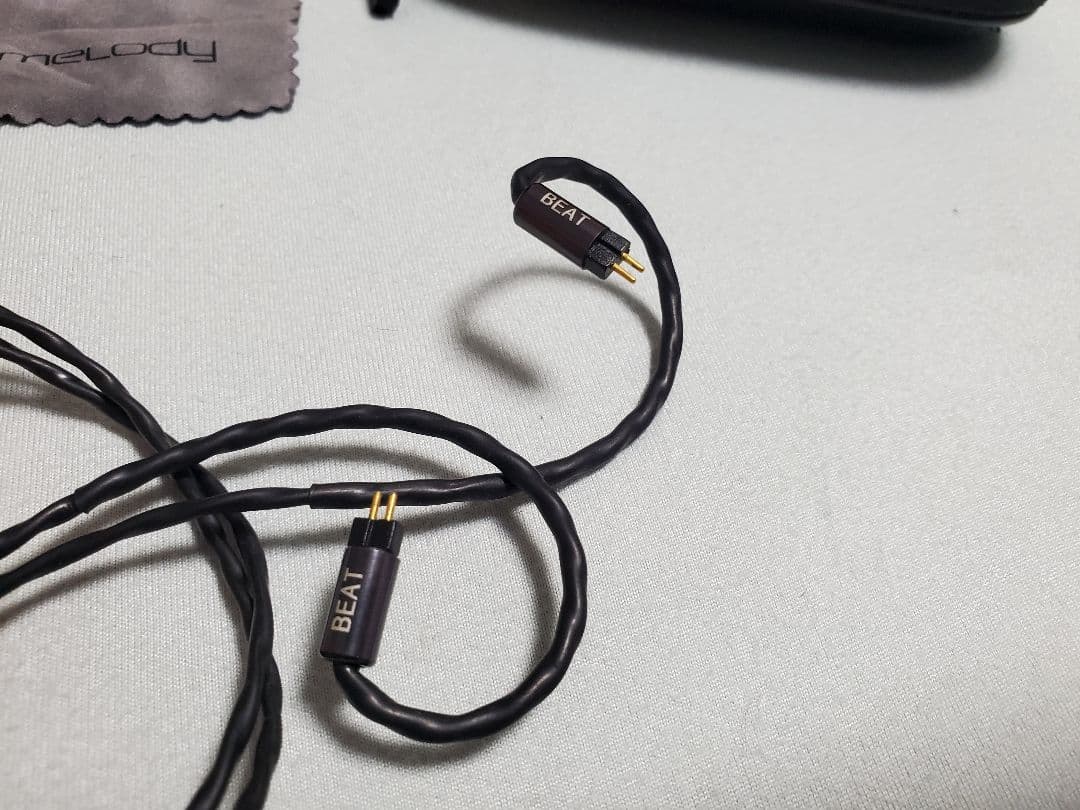 イヤホン Unique Melody Maverick+