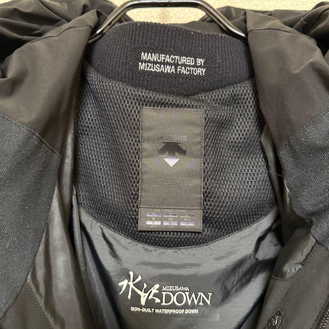 デサントオルテライン　シャトル　黒　M