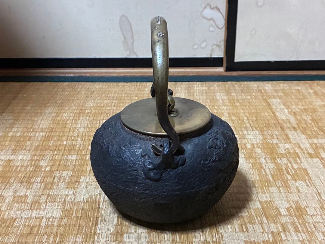 亀文堂 銀象嵌取手 鉄瓶