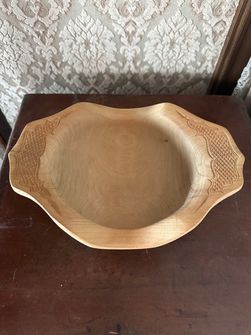 二風谷　アイヌ　工芸　ニマ　彫物