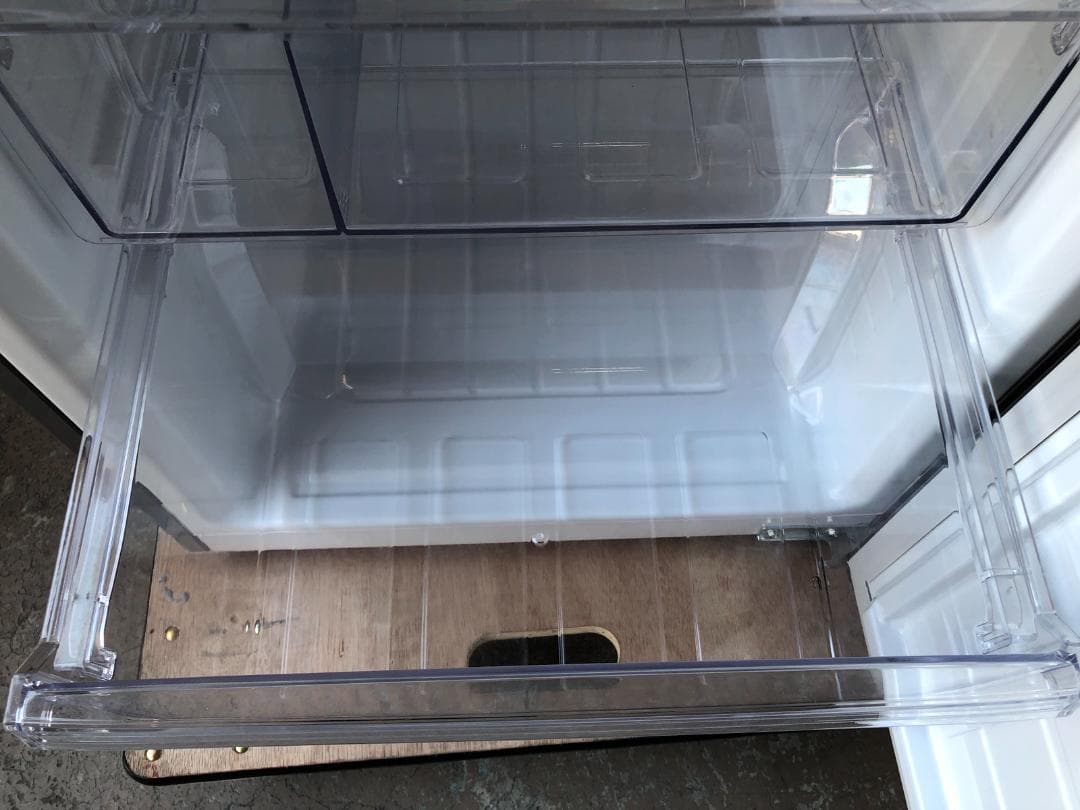 SHARP　冷蔵庫　SJ-PD27C-T　2017年製