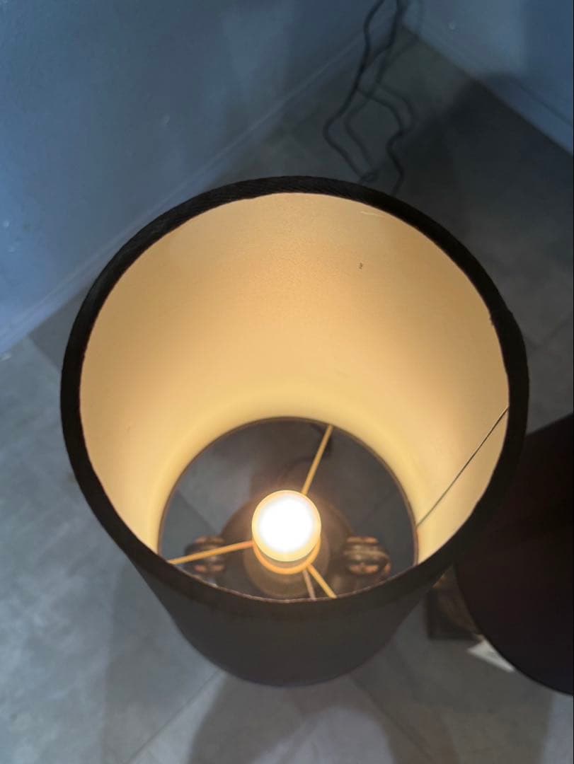 LUME 古典的な黒と金のテーブルランプ2点セット