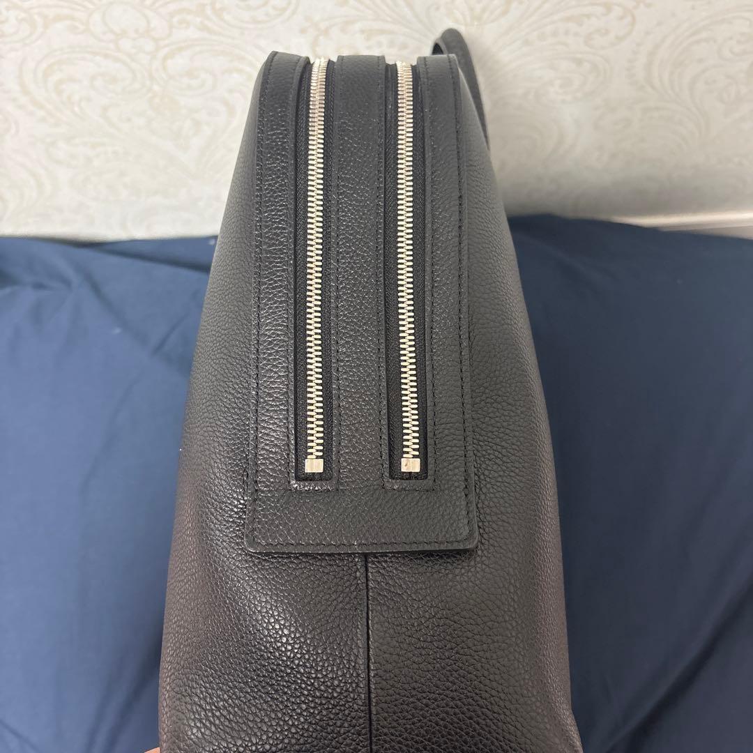 PELLE MORBIDA ブラックレザービジネスバッグ