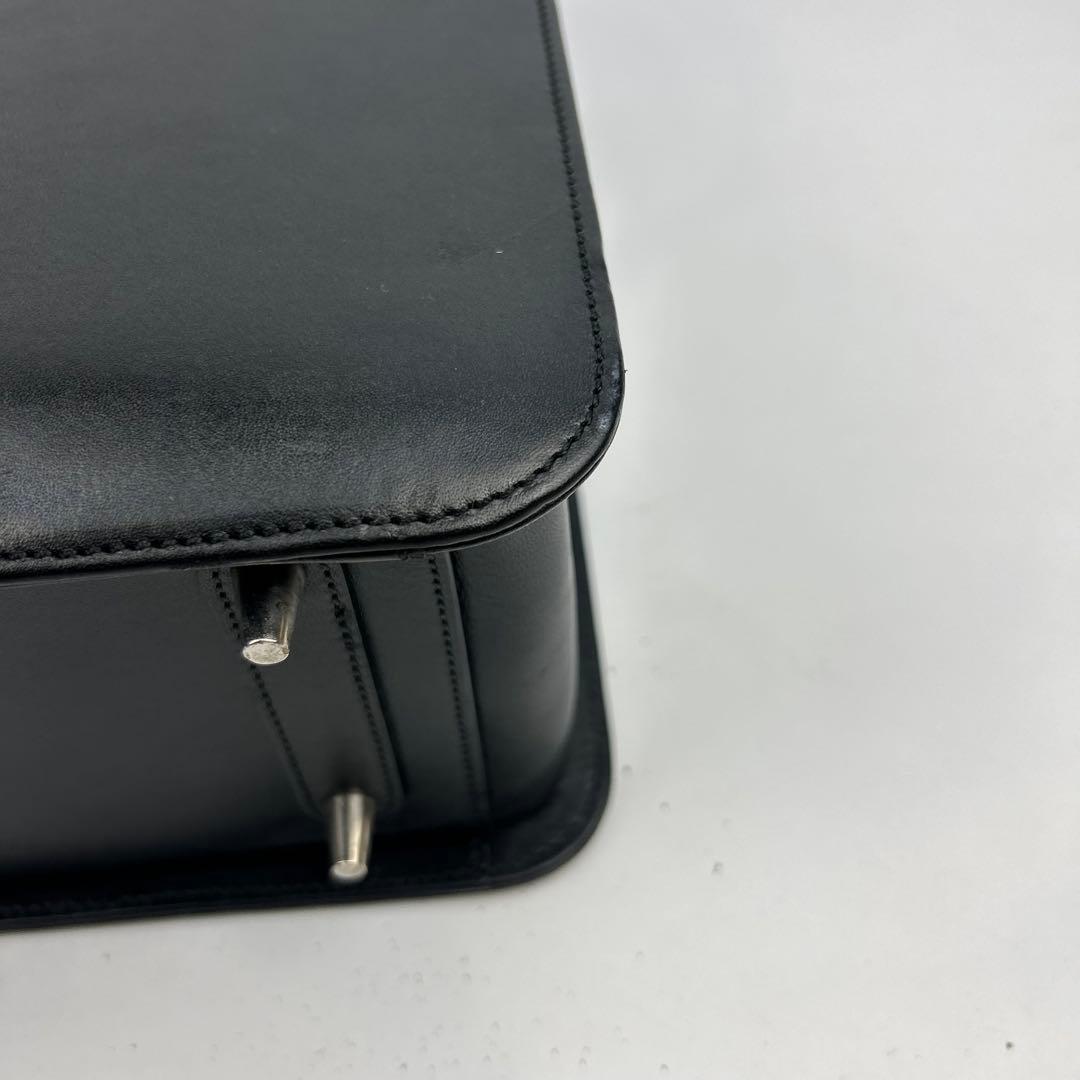 【美品】ダンヒル　センチュリーマン　ビジネスバッグ　2層　dロゴ　オールレザー