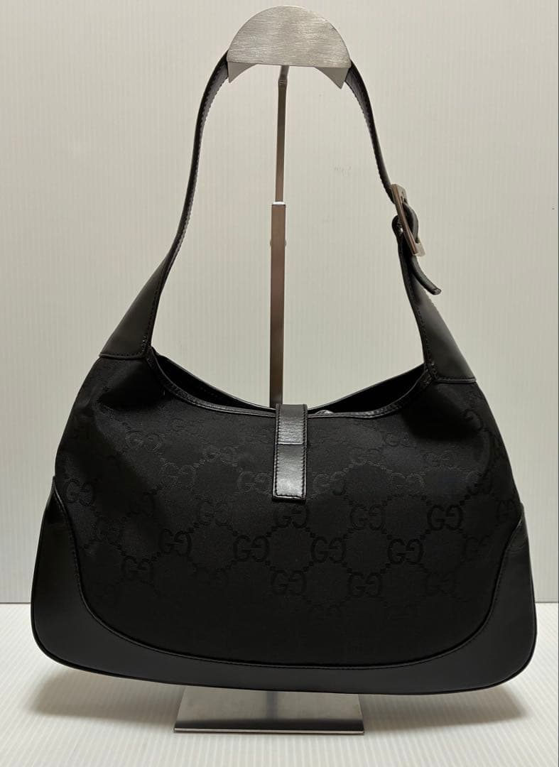 P*e様 グッチ ジャッキー レザー ワンショルダー バッグ 金具 GG 黒 ブ