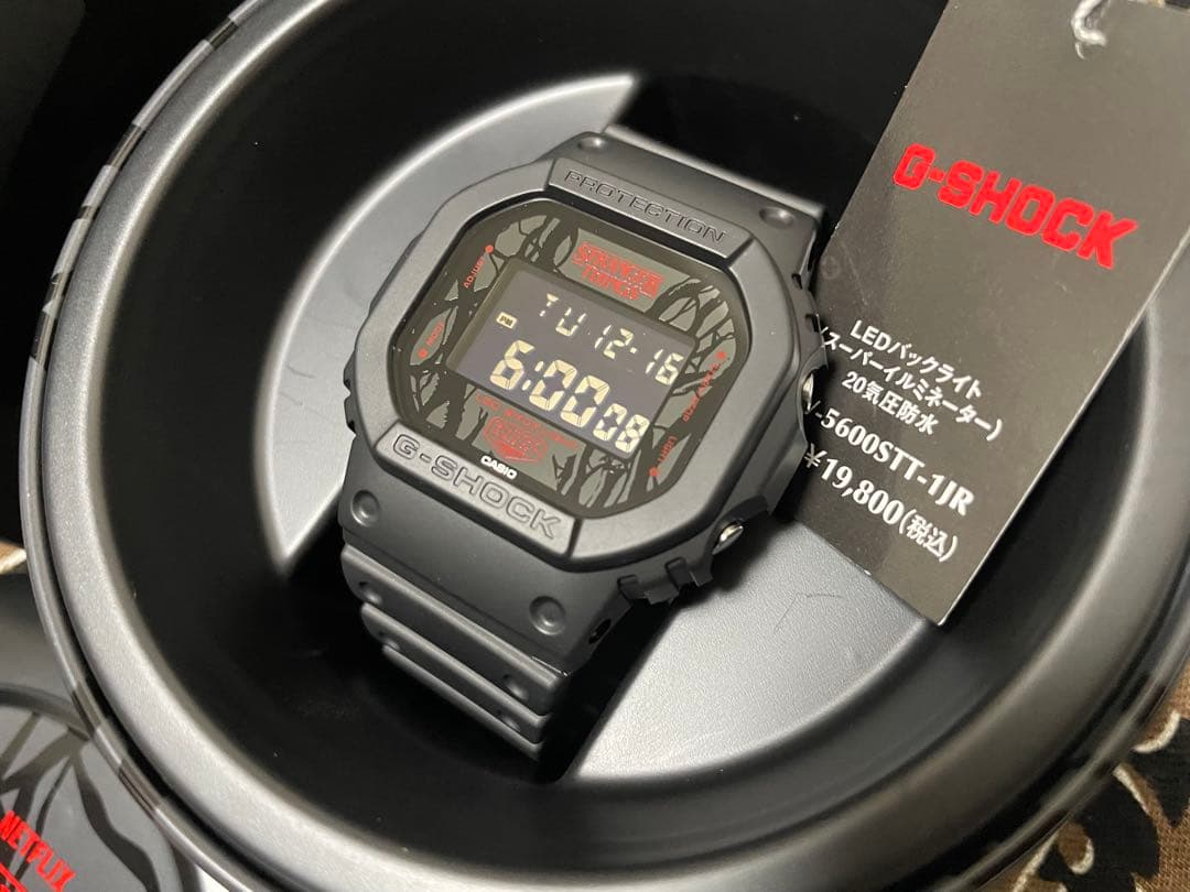 G-SHOCK STRANGER THINGS ブラック　CASIO ダグあり